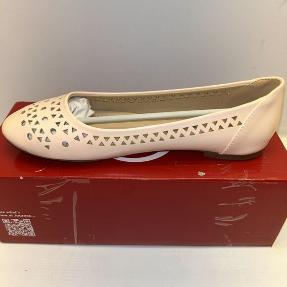 JOURNEE COLLECTION Kamrah  Ballet Flats Pink Cutouts Size 7 New in Box - Picture 1 of 9